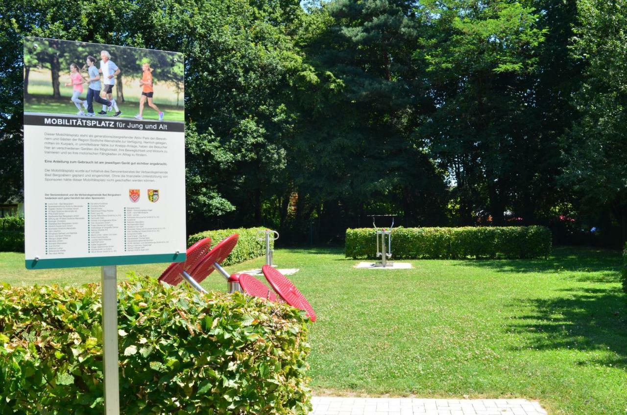 Ferienwohnung Berger Kurparkresidenz Bad Bergzabern Esterno foto