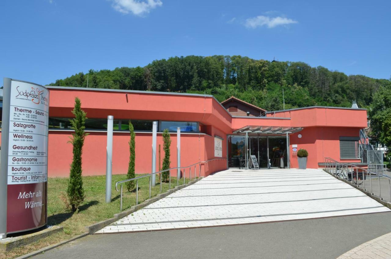 Ferienwohnung Berger Kurparkresidenz Bad Bergzabern Esterno foto